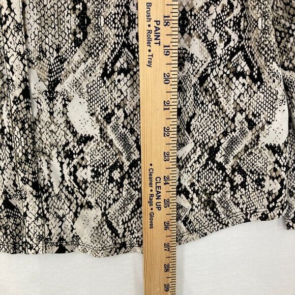 INC International Concepts XL Gray Animal Print Stretch Knit Long Sleeve Blouse - Picture 5 of 9